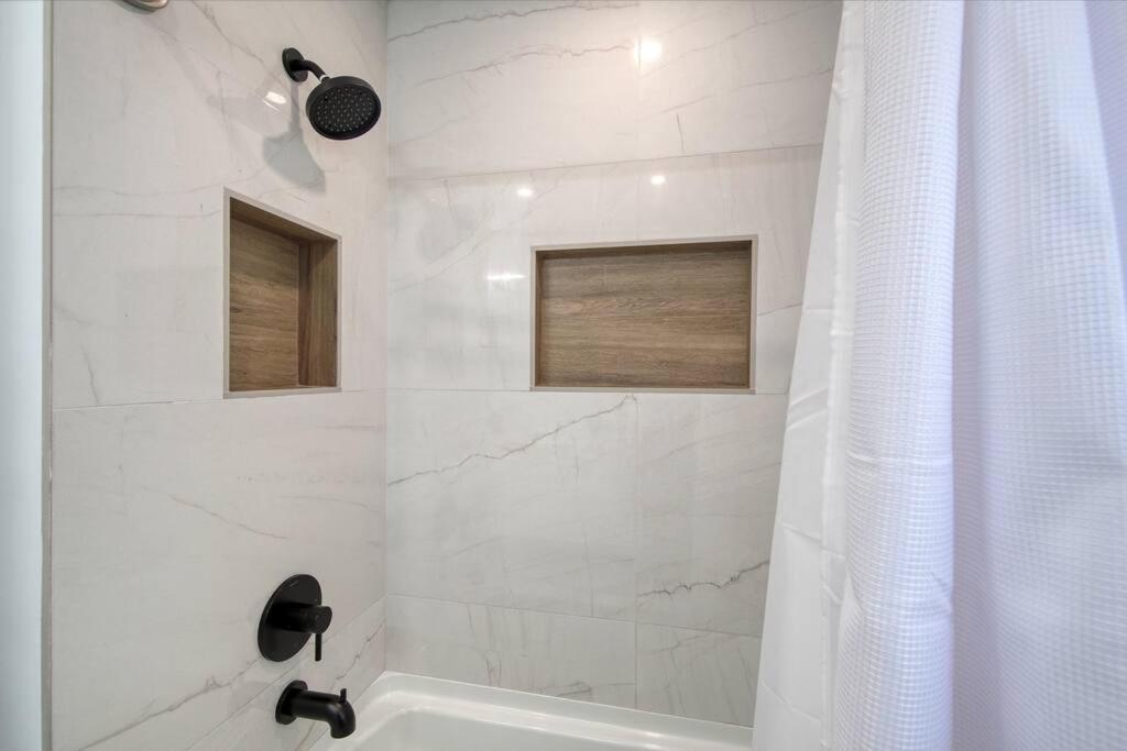 Paradise 4 Min To The Beach With Private Heated Pool Deerfield Beach Exterior photo